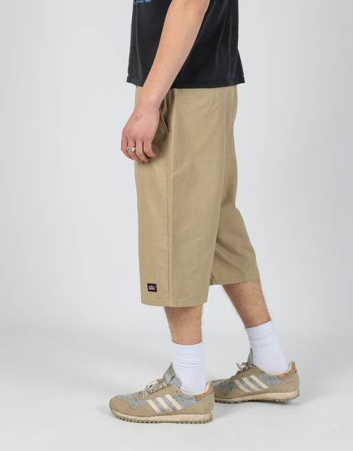 Vintage Dickies 36x26 canvas cargo shorts in tan