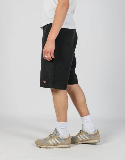 Vintage Dickies 36x41 canvas cargo shorts in black - view 1