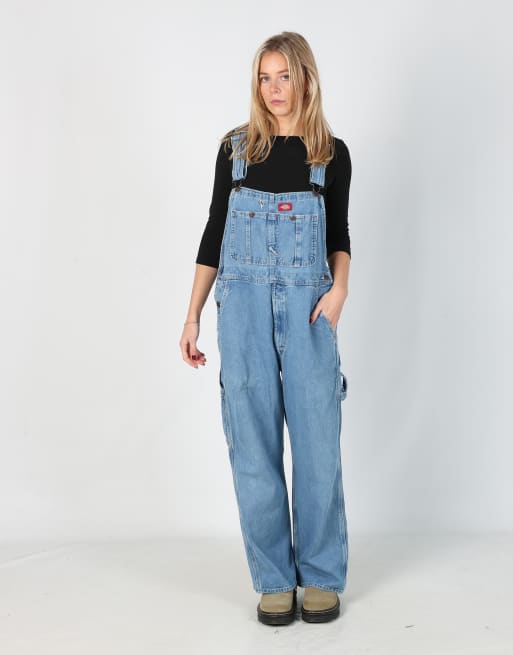 Vintage Dickies medium 28x48 denim dungarees in blue