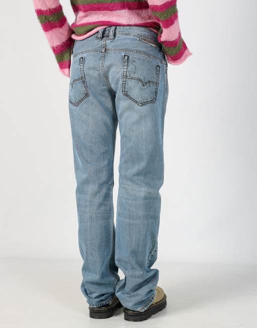 Vintage Diesel 33x32 denim jeans in light blue
