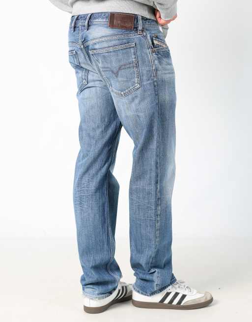 Vintage Diesel 34x32 denim jeans in light blue