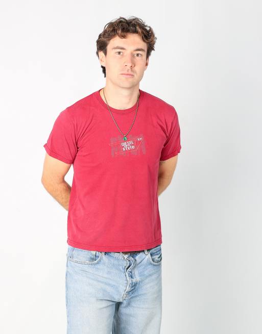 Vintage Diesel m t-shirt in burgundy red
