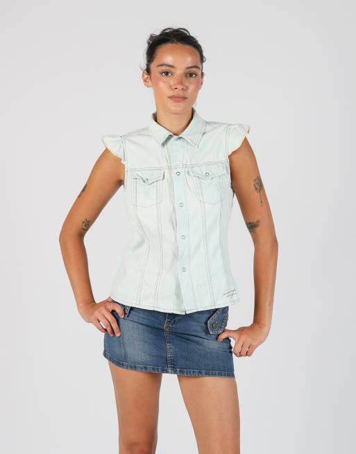 Vintage Diesel S shirt in light blue