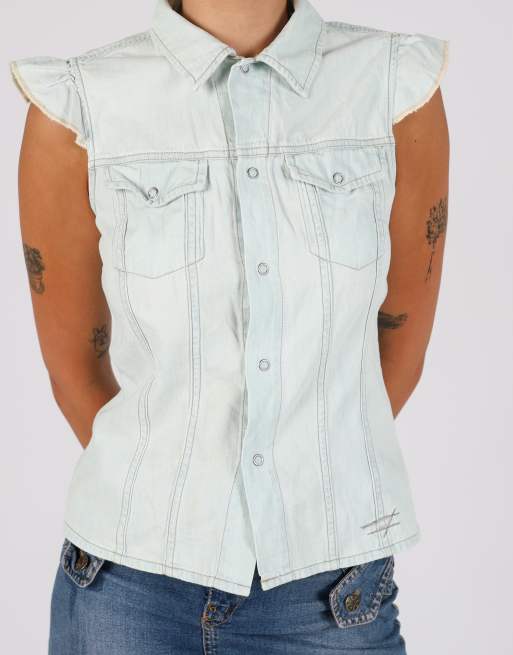 Vintage Diesel S shirt in light blue, 4 of 4