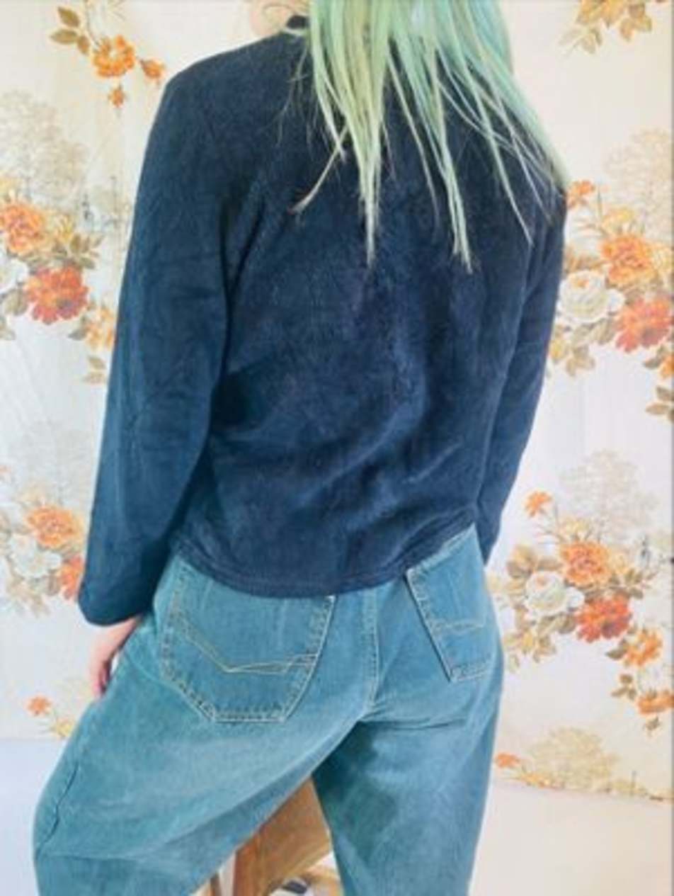 Vintage Disney Size L embroidered fleece in black