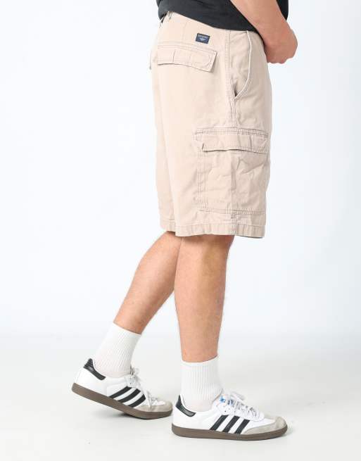 Vintage Dockers 32x26 canvas cargo shorts in tan