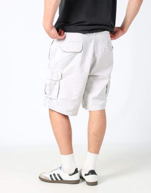 Vintage Dockers 32x27 canvas cargo shorts in beige