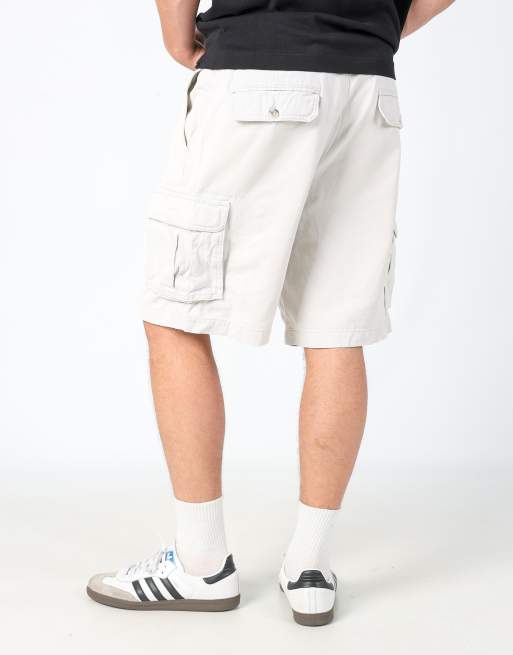 Vintage Dockers 38x20 canvas cargo shorts in cream, 2 of 4