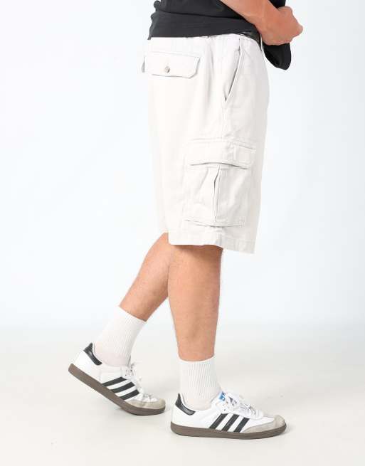 Vintage Dockers 38x20 canvas cargo shorts in cream, 4 of 4