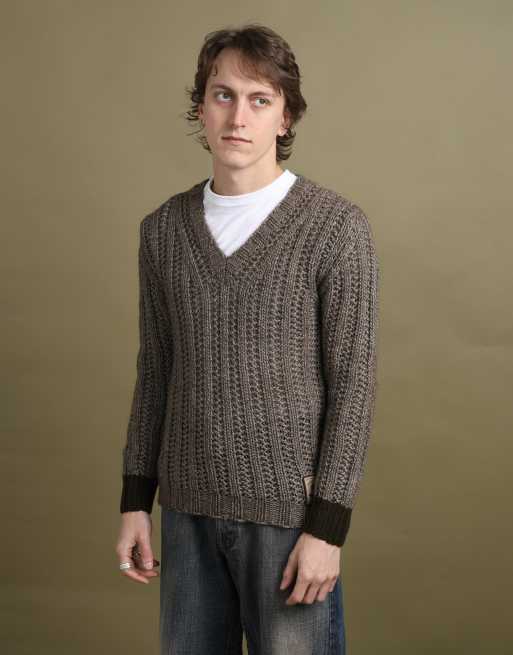 Vintage Dolce & Gabbana Chunky Knit V-Neck Jumper size S in Brown, 3 of 5