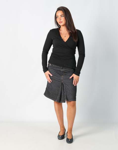 Vintage Dolce & Gabbana M denim midi skirt in blue - view 1