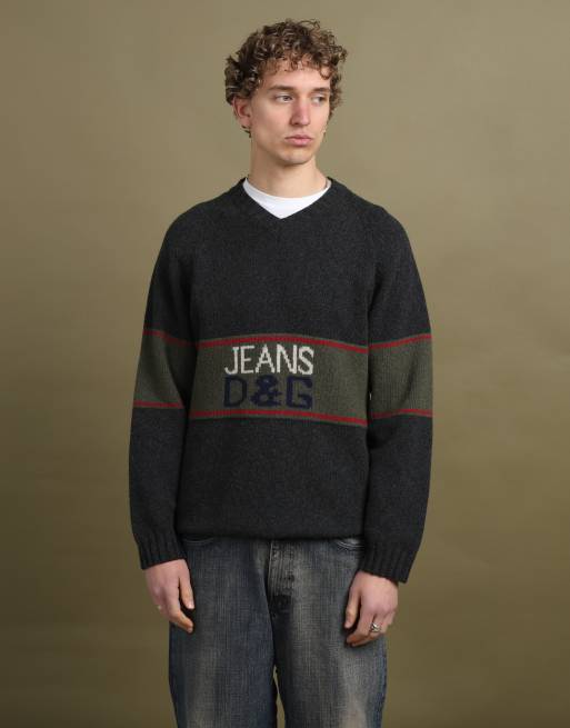 Vintage Dolce & Gabbana V-Neck Jumper size L in Grey, 1 of 4