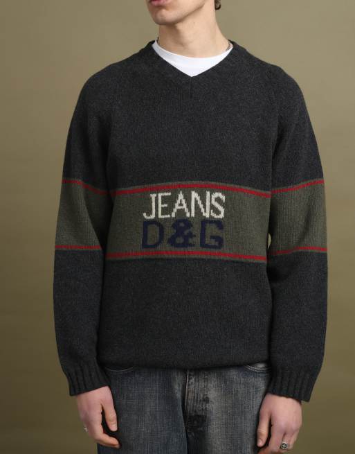 Vintage Dolce & Gabbana V-Neck Jumper size L in Grey, 3 of 4