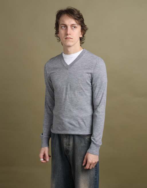 Vintage Dolce & Gabbana V-Neck Jumper size S in Grey, 1 of 3
