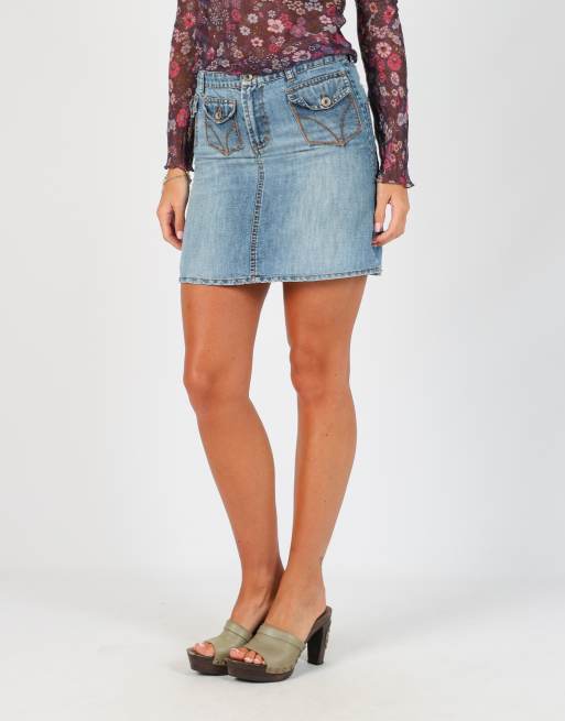 Vintage Dolce & Gabbana XS denim mini skirt in light blue, 2 of 4