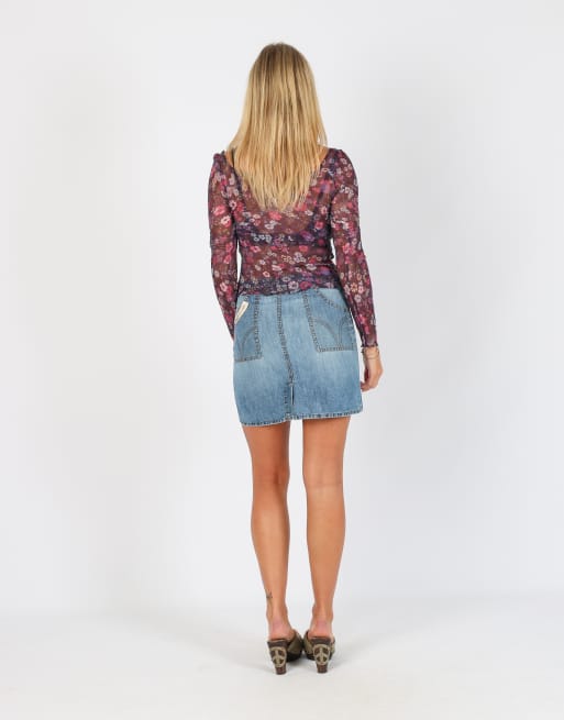 Vintage Dolce & Gabbana XS denim mini skirt in light blue, 3 of 4