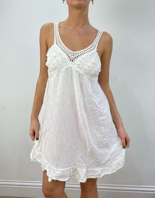 Vintage  dress in white