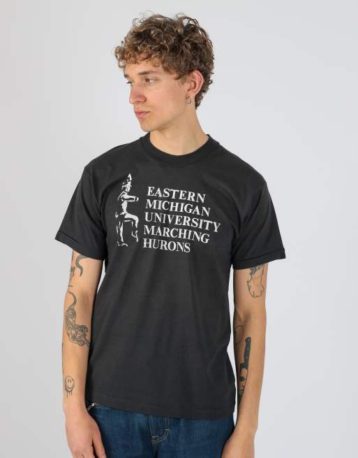 Vintage Eastern Michigan University l t-shirt in black, 2 of 4
