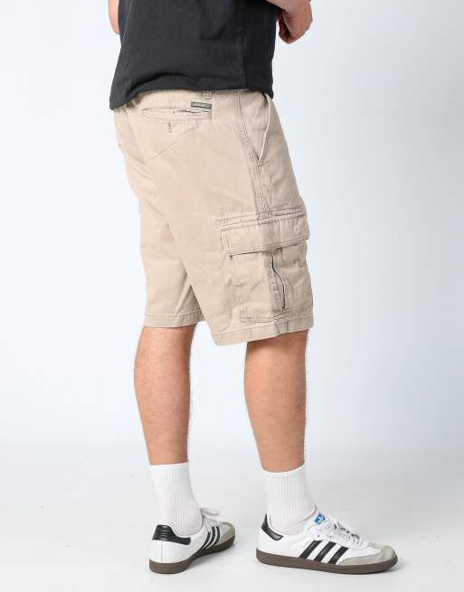 Vintage Eddie Bauer 36x21 canvas cargo shorts in tan