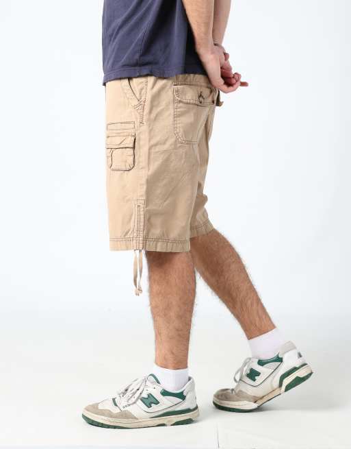 Vintage Eddie Bauer 36x79 canvas cargo shorts in tan