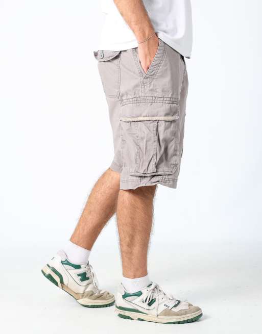 Vintage Epic Studio 36x22 canvas cargo shorts in light grey, 4 of 4