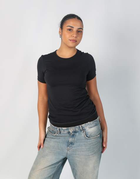 Vintage Essenze M baby tee in black - view 1