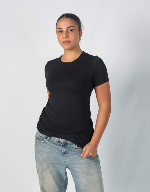 Vintage Essenze M baby tee in black, 3 of 4