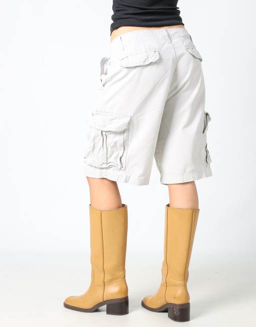 Vintage Faded Glory 30x21 canvas cargo shorts in ivory