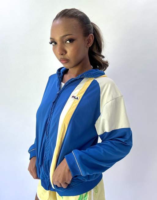 Vintage Fila hoodie in blue