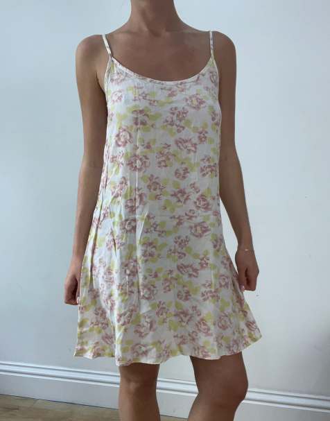 Vintage floral dress in white - view 1