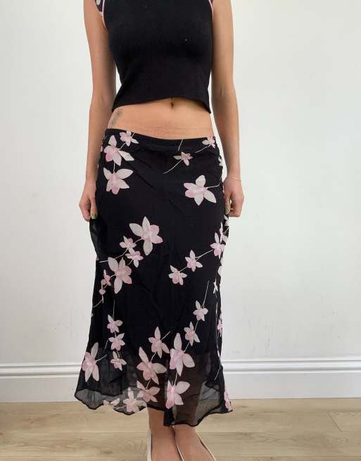 Vintage floral midi skirt in black