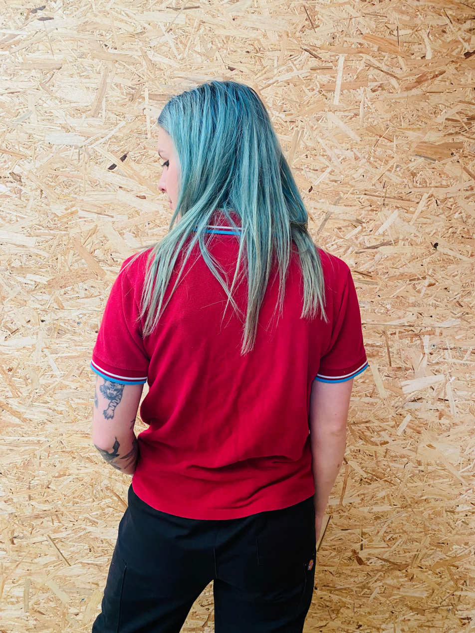 Vintage Fred Perry Size L 90s embroidered polo shirt in red 0