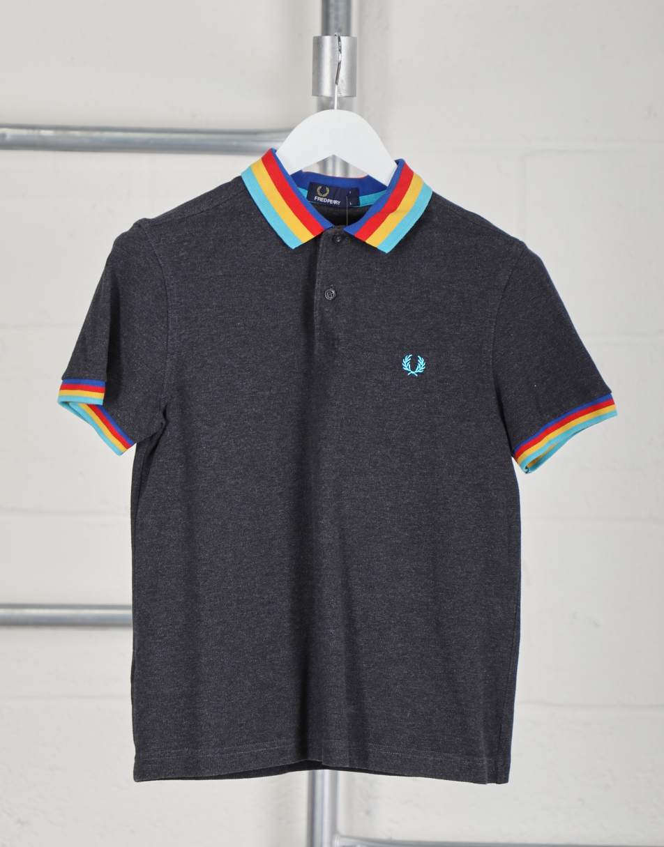 Vintage Fred Perry Size XS logo short sleeve polo shirt in dark grey