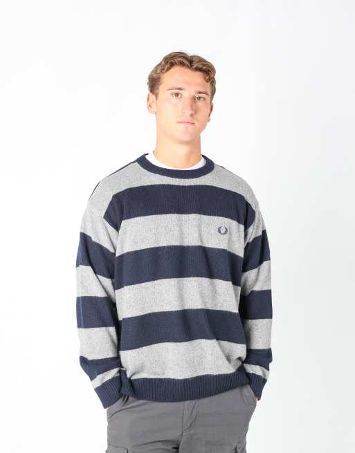 Vintage Fred Perry xl knit sweatshirt in blue