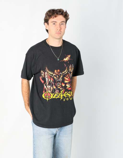 Vintage Fruit Of The Loom xl t-shirt in black