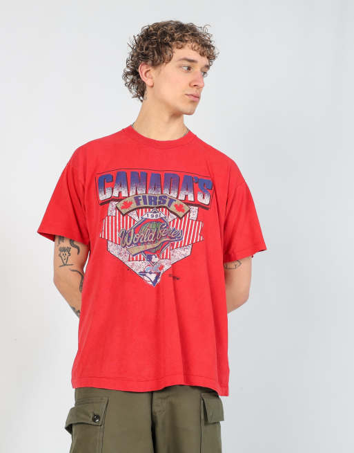 Vintage Fruit Of The Loom xl t-shirt in red, 4 of 4