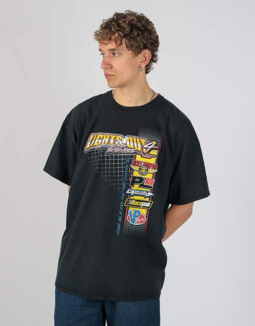 Vintage Gildan xxl t-shirt in black, 2 of 4