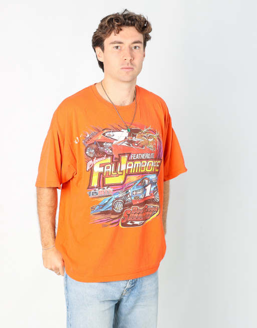 Vintage Gildan xxl t-shirt in orange