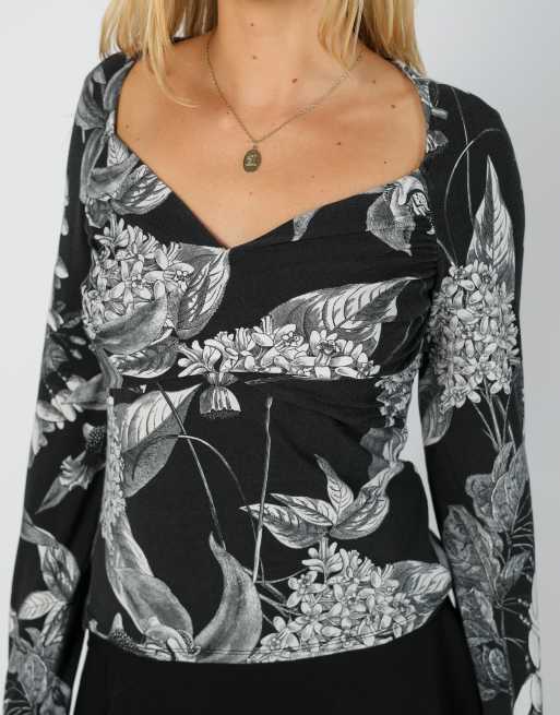 Vintage GUESS Jeans S long sleeve top in black, 4 of 4