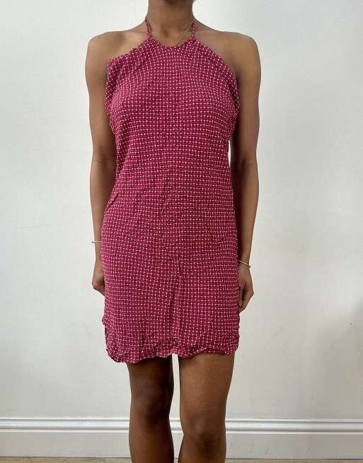 Vintage halterneck patterned dress in pink