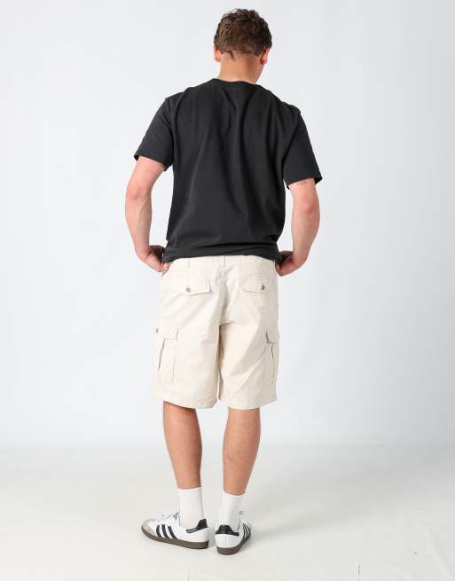 Vintage IZOD 36x24 canvas cargo shorts in cream, 3 of 4