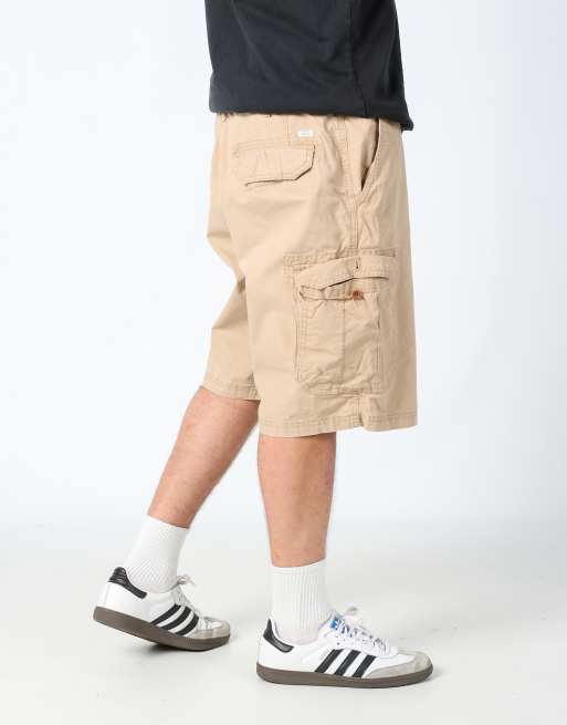 Vintage IZOD 36x30 canvas cargo shorts in tan, 2 of 4