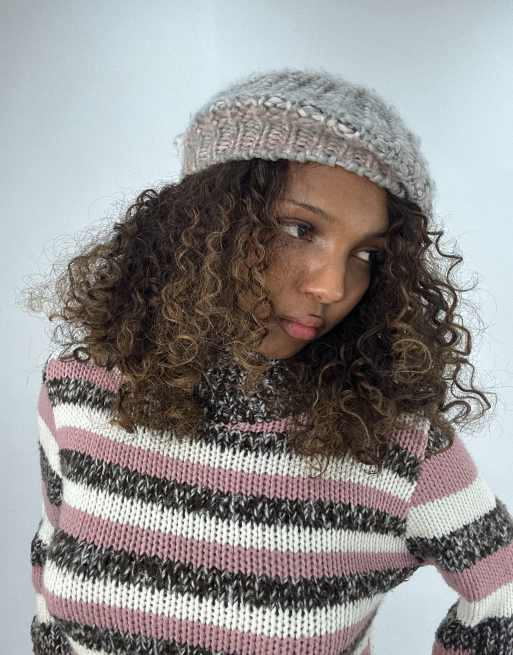 Vintage knit beret in grey