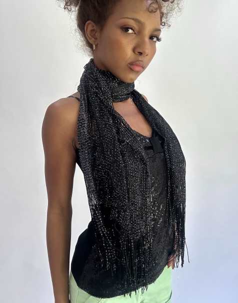Vintage knit scarf in black - view 1