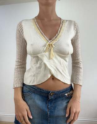 Vintage knitted lace top in white