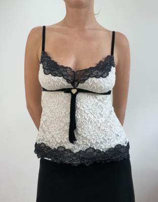 Vintage lace cami in white