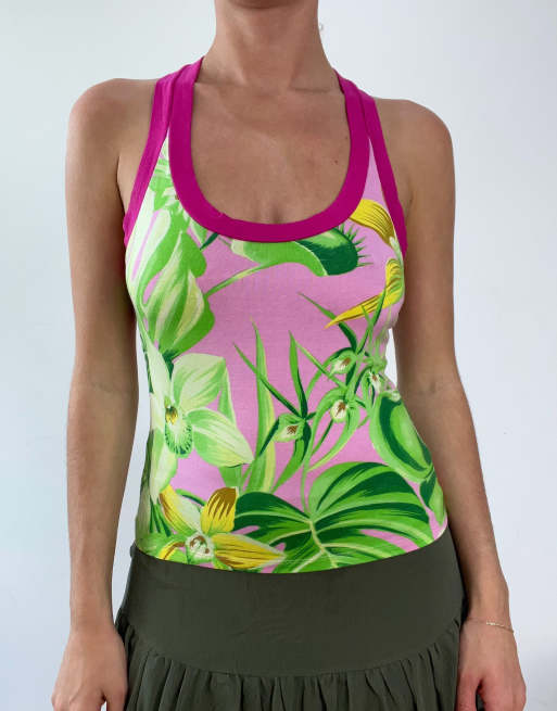 Vintage leaf and floral print in green