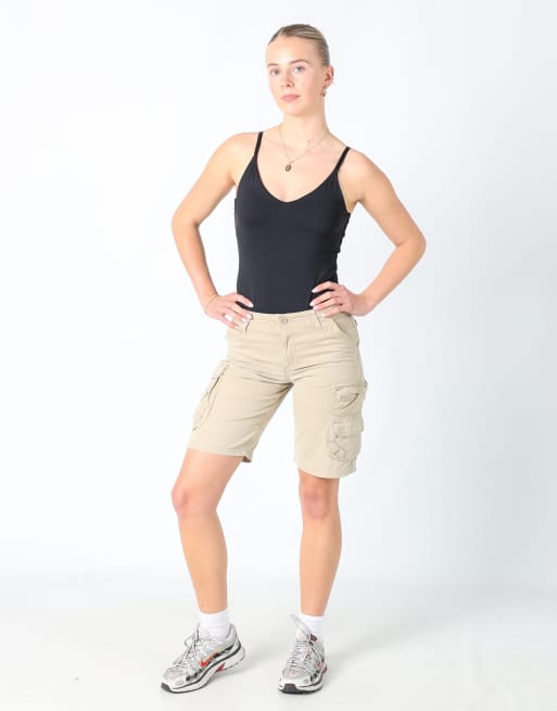 Vintage Lee 28x19 canvas cargo shorts in tan, 2 of 4