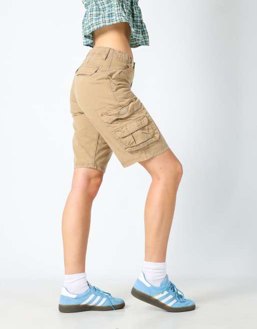 Vintage Lee 28x20 canvas cargo shorts in tan