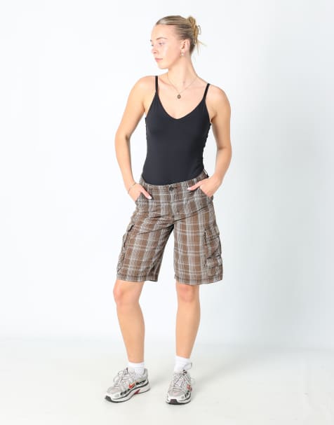 Vintage Lee 28x21 canvas cargo shorts in brown - view 1